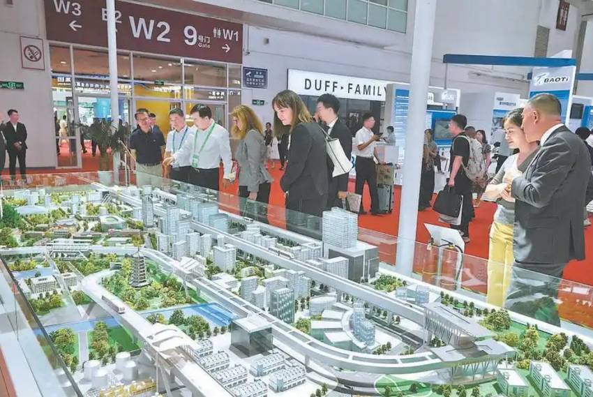 651家中外企业机构齐聚第三届链博会：“链上”新朋老友 携手共创未来